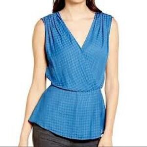 Like New Blue Houndstooth Sleeveless Blouse